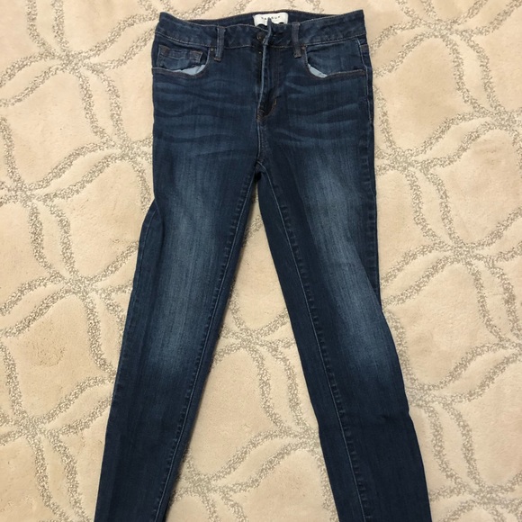 PACSUN MEDIUM RISE AND WASH JEANS - Picture 1 of 3
